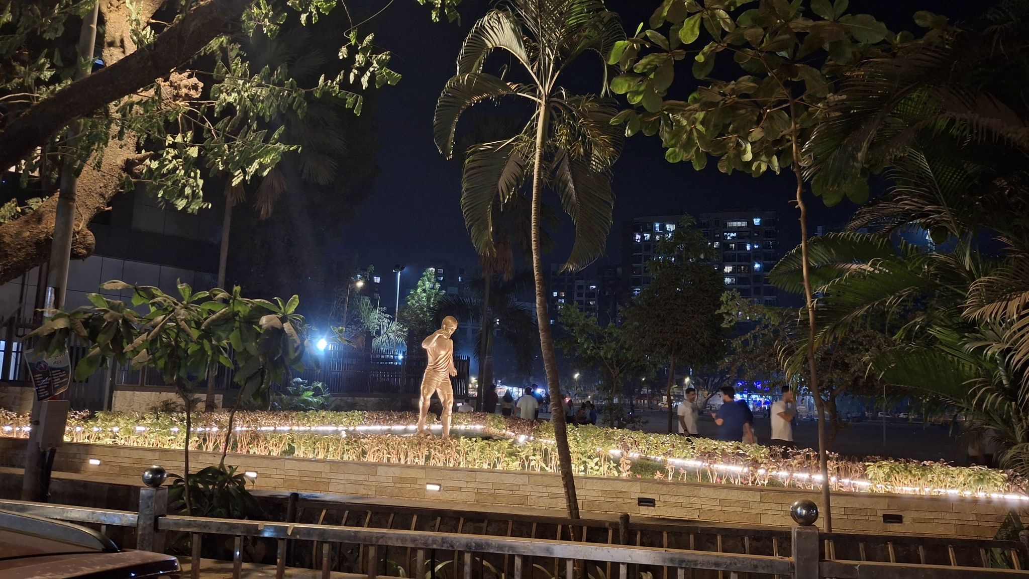 Statue Garden Lighting